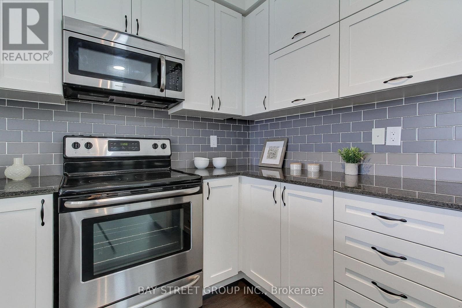 Single Family at PH8- 28 Prince Regent Street, Markham (Cathedraltown), Ontario - Photo 9 - RE/MAX Garden City Realty