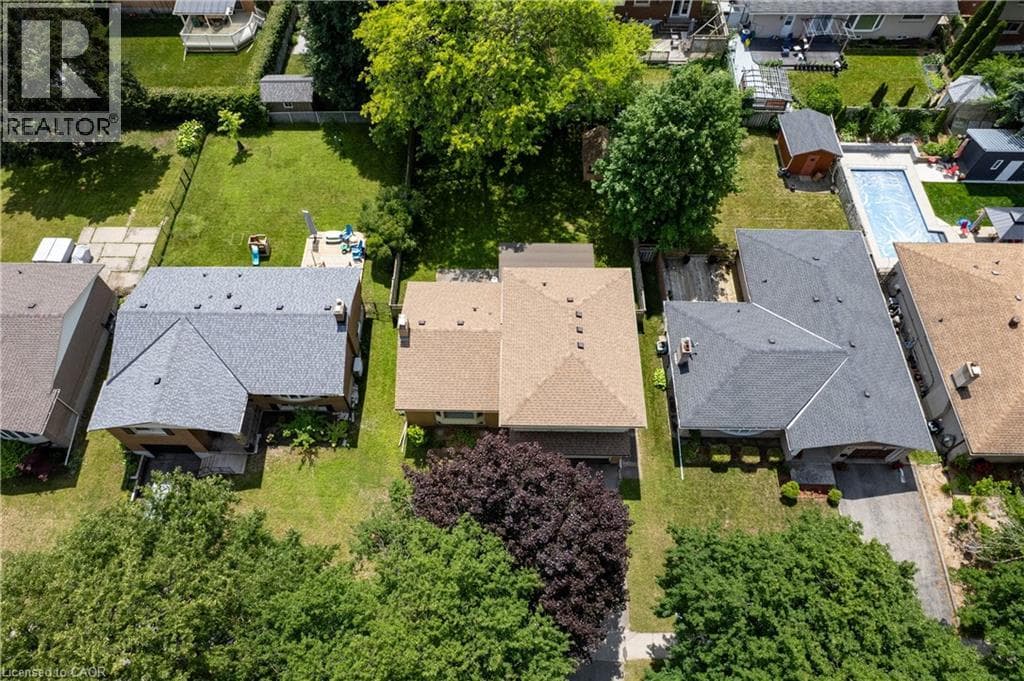 Single Family at 99 LORRAINE Avenue, Kitchener, Ontario - Photo 4 - RE/MAX Garden City Realty