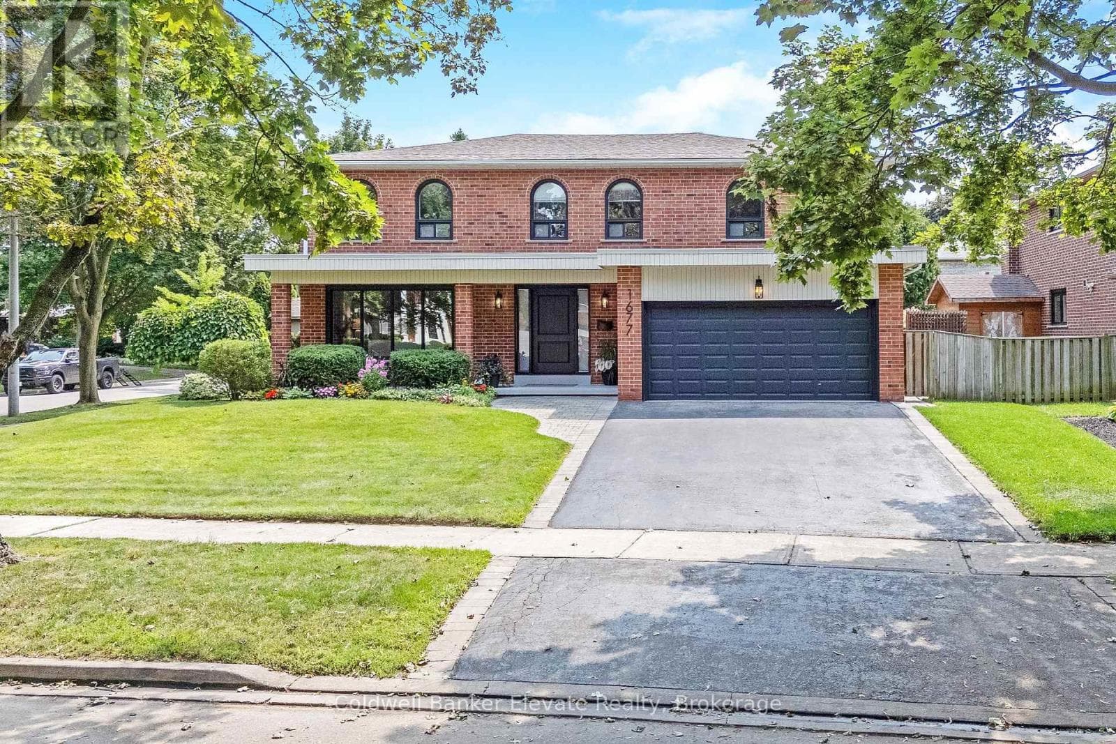 Single Family at 1677 Sherwood Forrest Circle, Mississauga (Sheridan), Ontario - Photo 3 - RE/MAX Garden City Realty