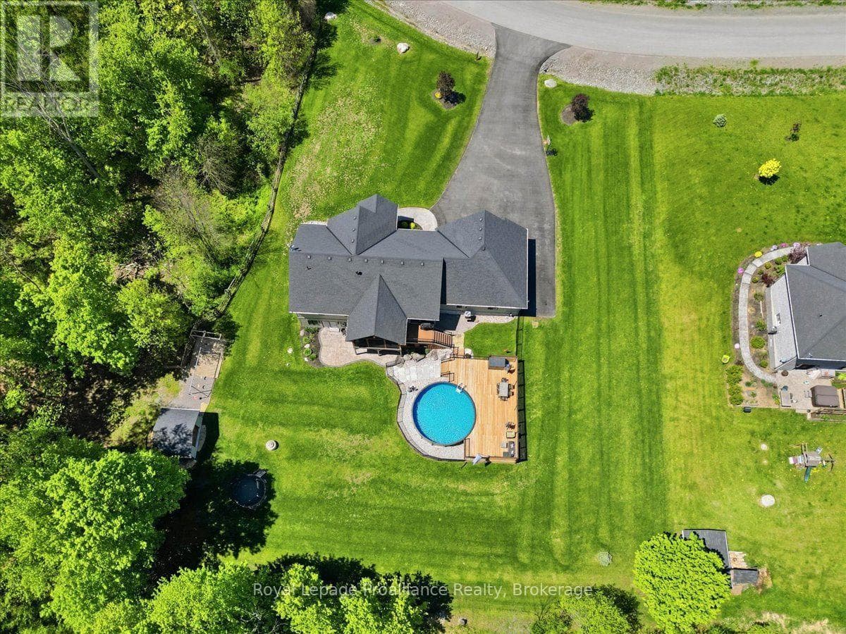 63 Hiddenvalley Drive