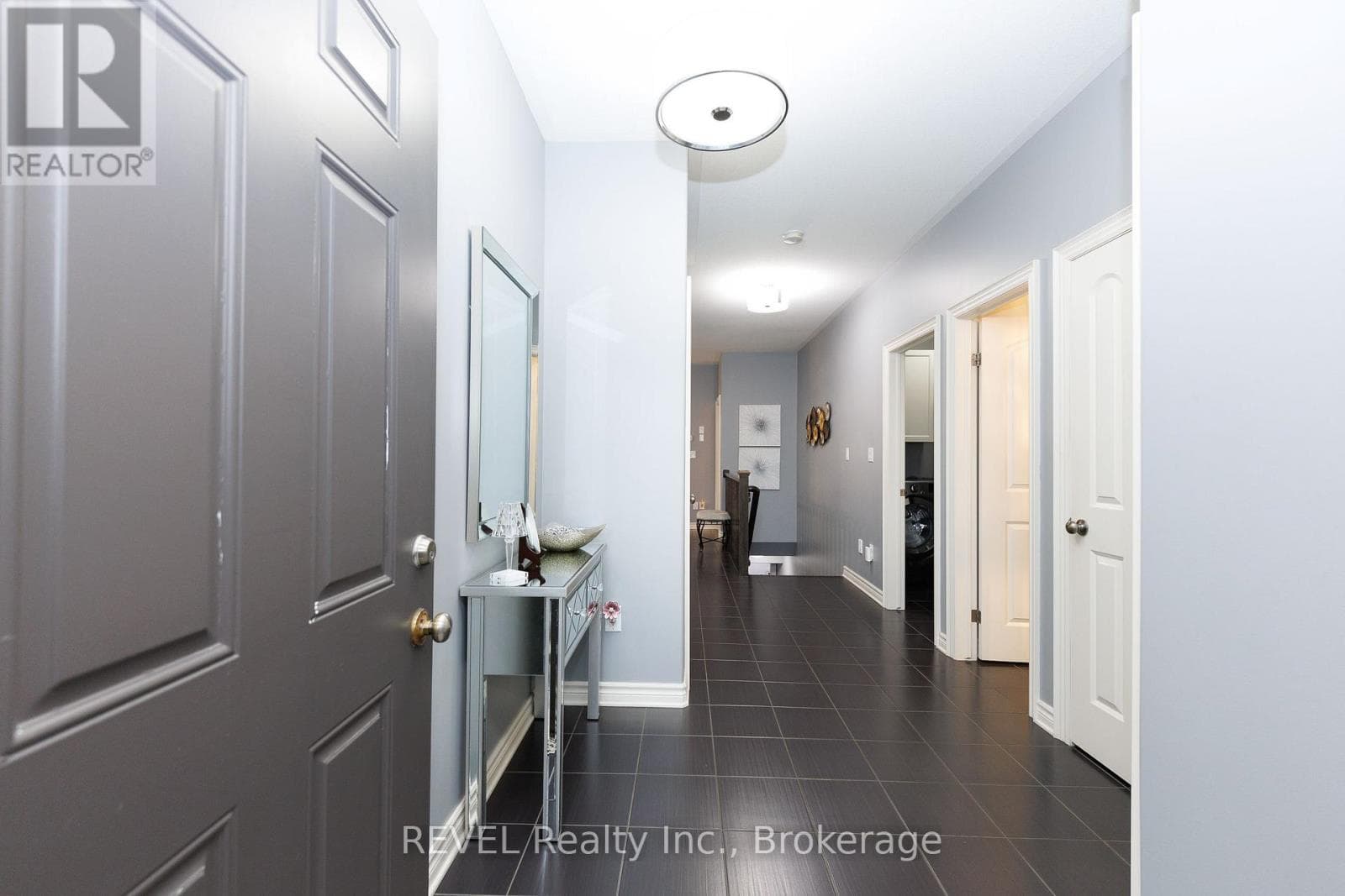Single Family at 3- 4399 Montrose Road, Niagara Falls (Ascot), Ontario - Photo 3 - RE/MAX Garden City Realty