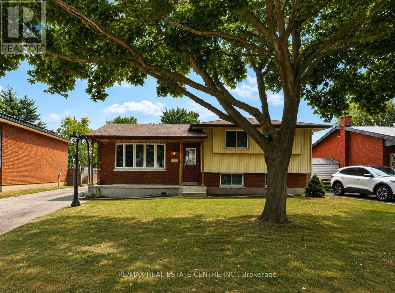 37 Ebury Crescent