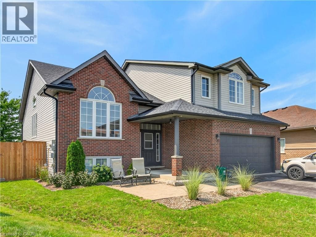 86 GOLDEN ACRES Drive