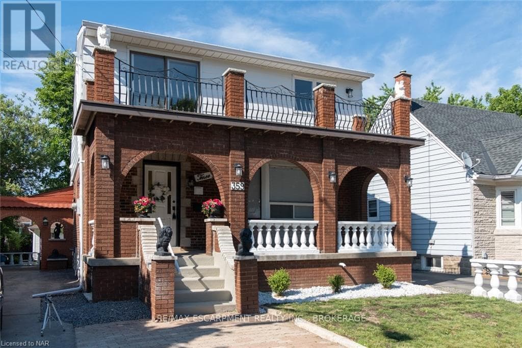 Upper- 359 QUEENSDALE Avenue