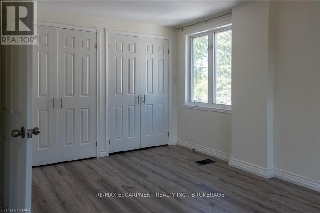 Multi-family at Upper- 359 QUEENSDALE Avenue, Hamilton (Inch Park), Ontario - Photo 10 - RE/MAX Garden City Realty