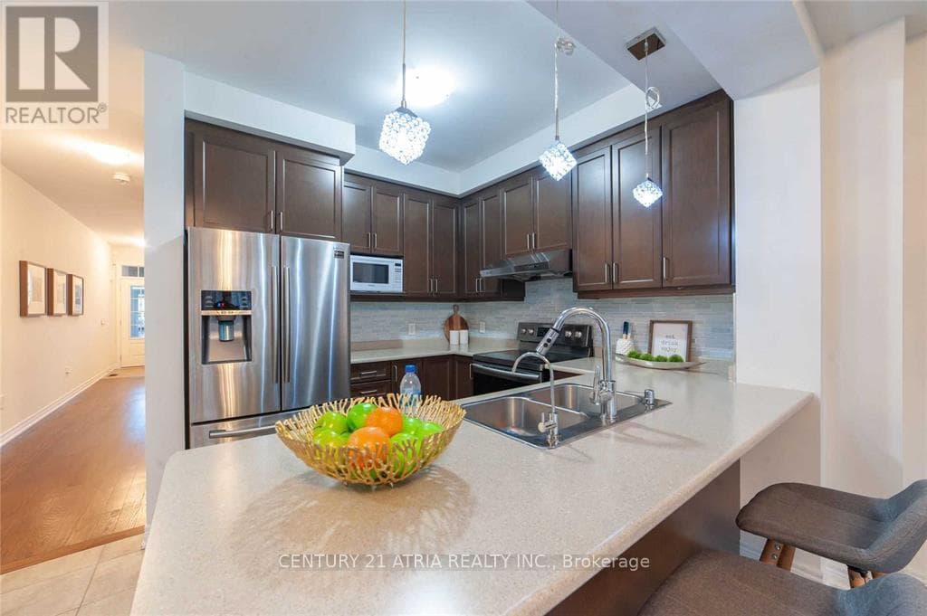 Single Family at 58 Mondial Crescent, East Gwillimbury (Queensville), Ontario - Photo 4 - RE/MAX Garden City Realty