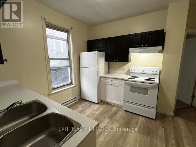 Multi-family at 209 Stewart Street, Peterborough (Town Ward 3), Ontario - Photo 9 - RE/MAX Garden City Realty
