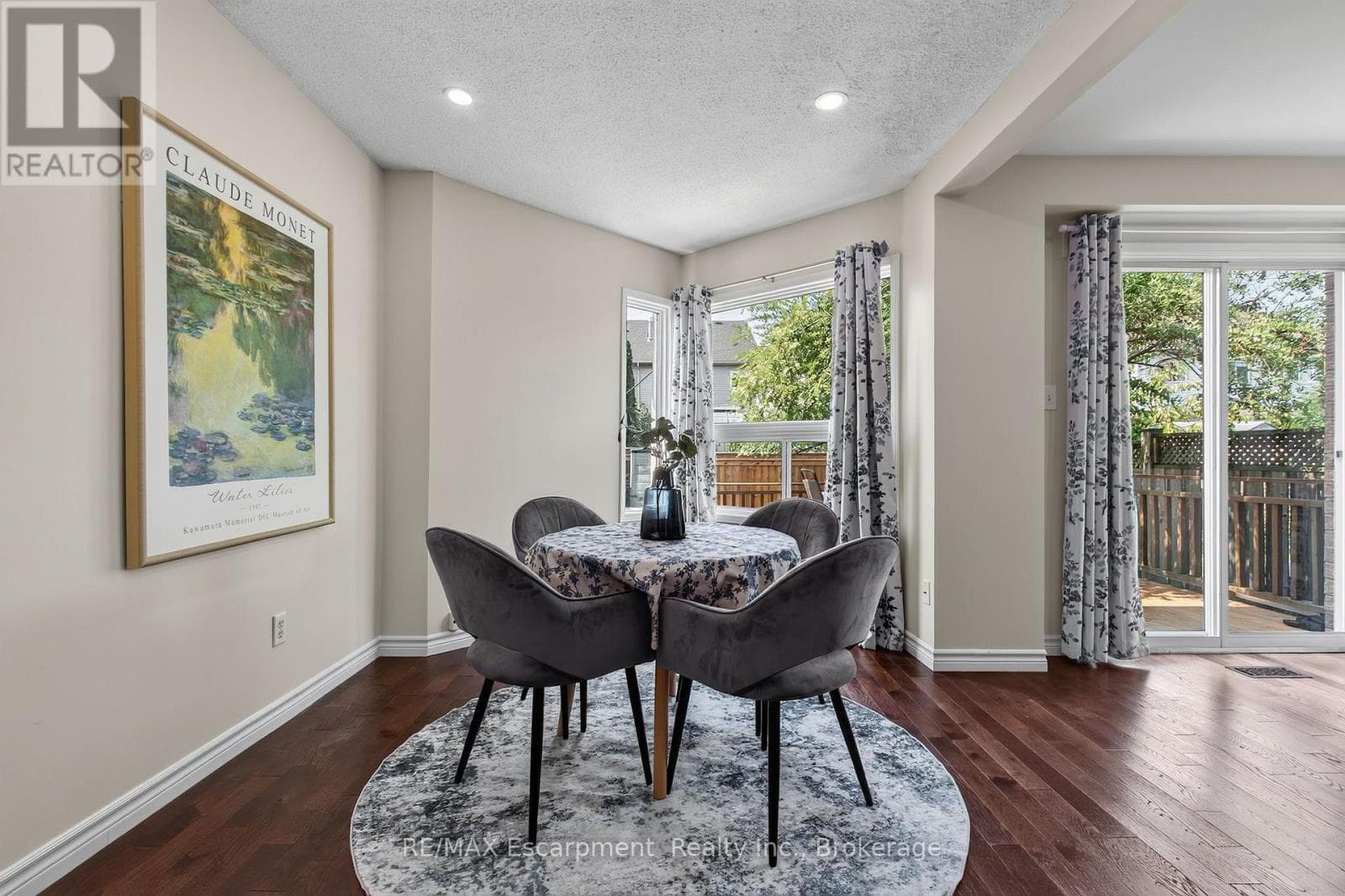 Single Family at 5143 Lampman Avenue, Burlington (Uptown), Ontario - Photo 10 - RE/MAX Garden City Realty