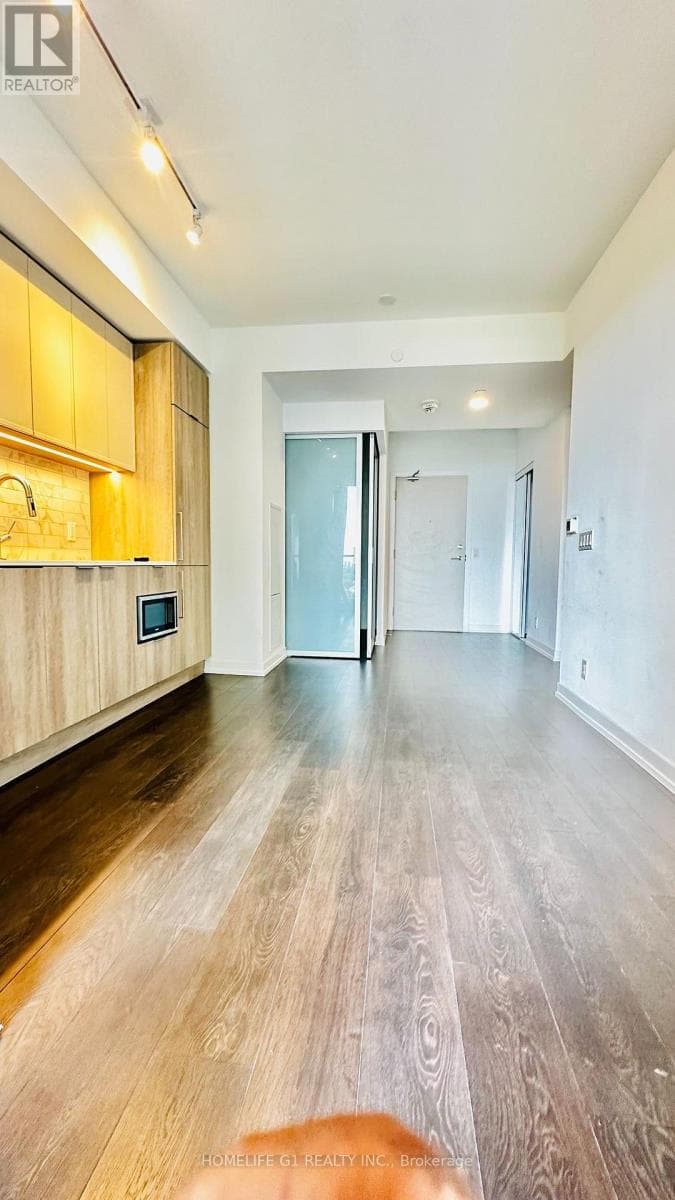 Single Family at 1101- 2020 Bathurst Street, Toronto (Humewood-Cedarvale), Ontario - Photo 4 - RE/MAX Garden City Realty