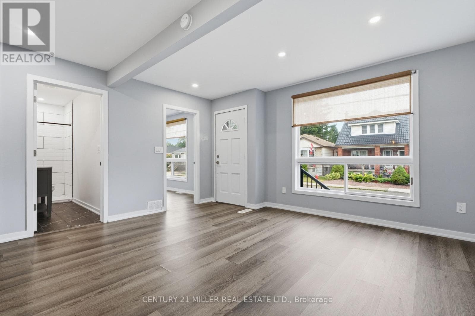 Single Family at Main Floor- 67 East 13th Street, Hamilton (Inch Park), Ontario - Photo 3 - RE/MAX Garden City Realty
