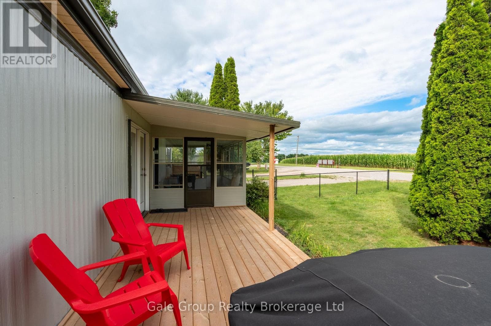 Single Family at 32 Pineview Ave Avenue, Malahide (Lyons), Ontario - Photo 10 - RE/MAX Garden City Realty