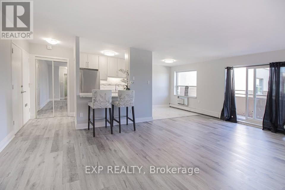 301- 579 Clare Avenue