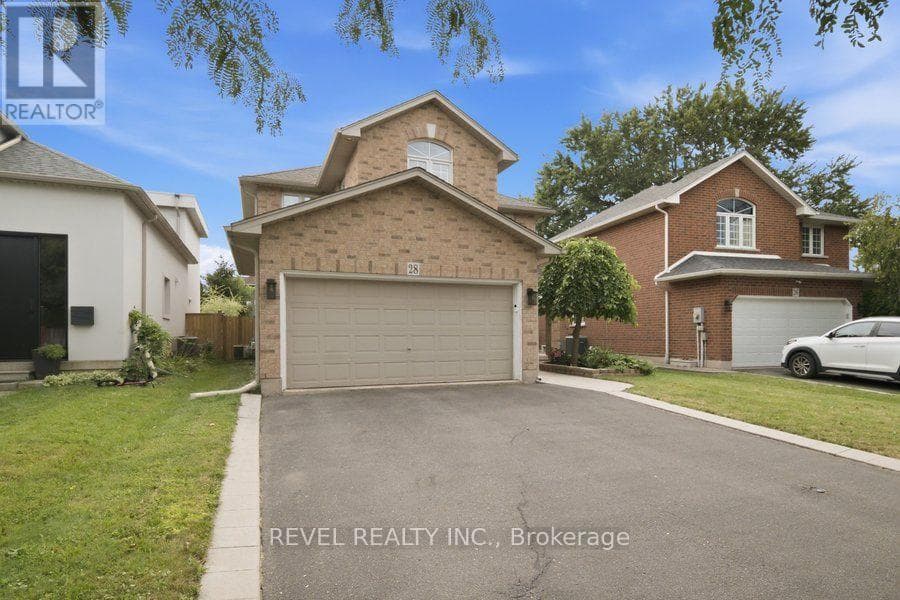 Single Family at 28 Lake Street, Grimsby (Grimsby Beach), Ontario - Photo 5 - RE/MAX Garden City Realty