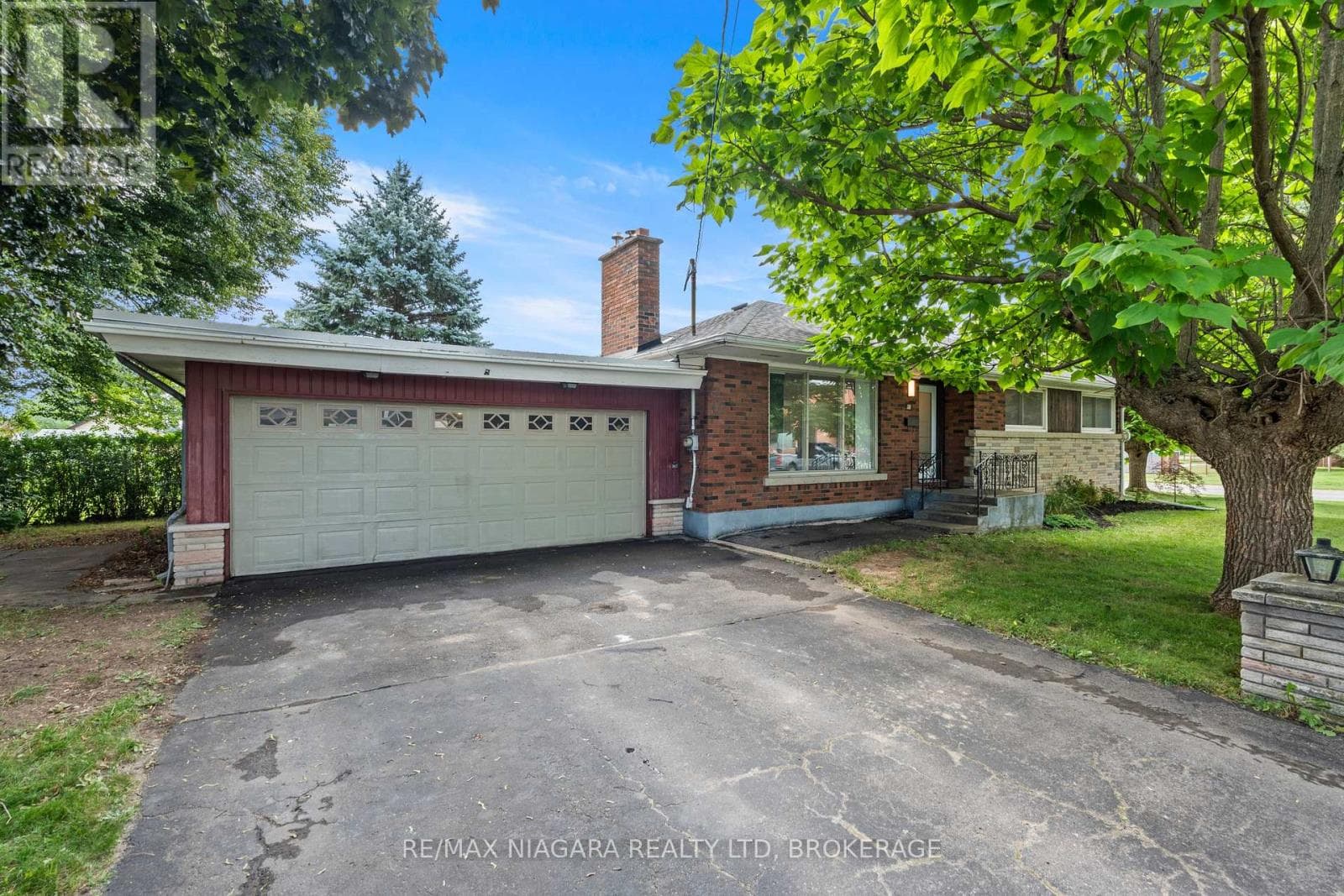 67 MAPLE PARK Drive