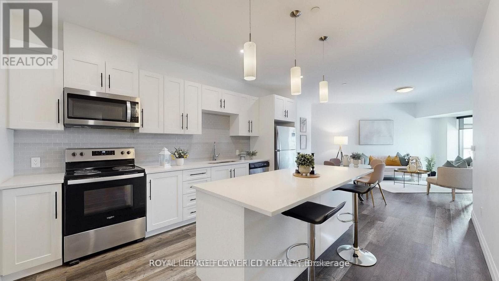 411- 332 Gosling Gardens