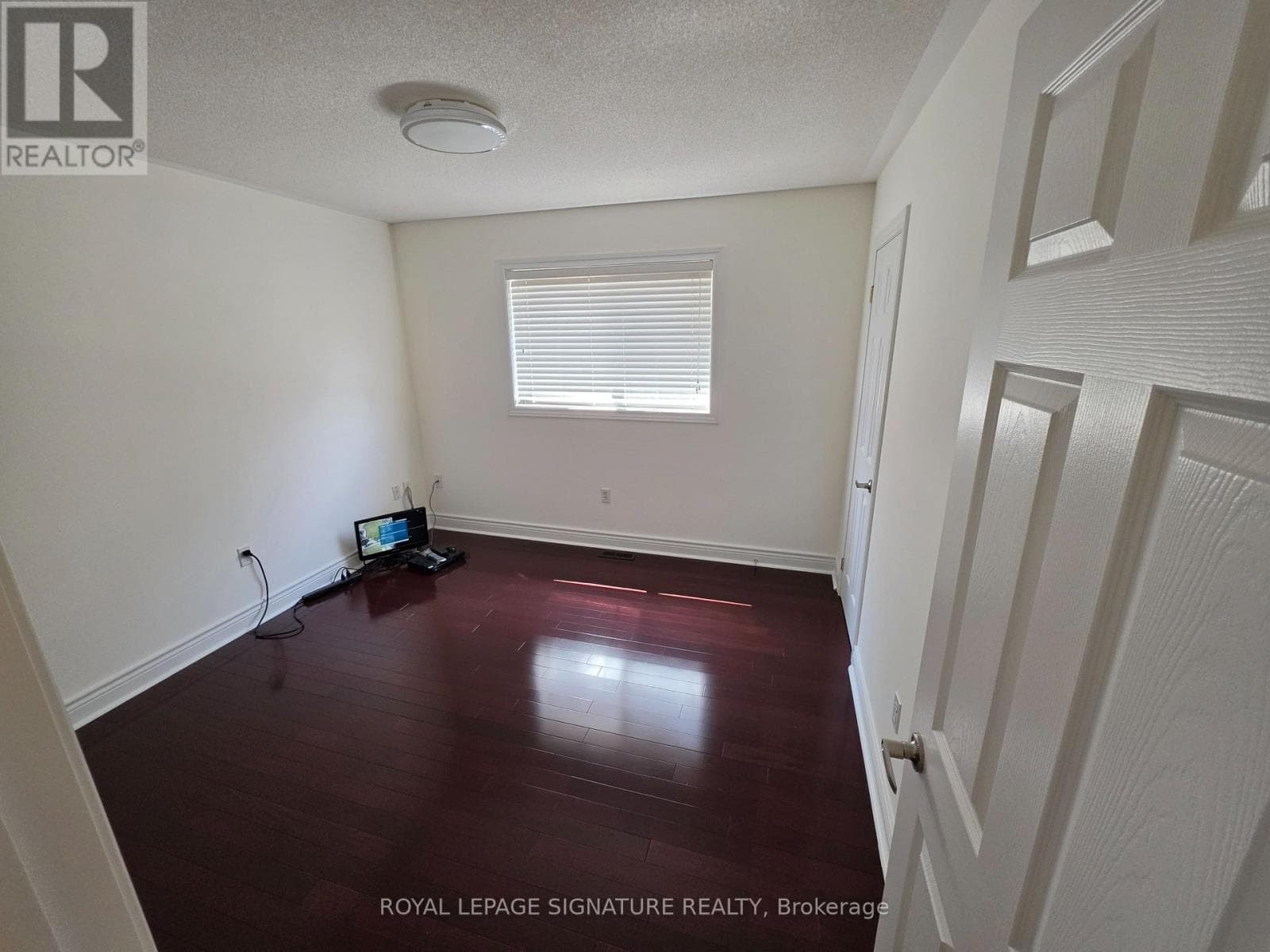 Single Family at 794 White Clover Way, Mississauga (East Credit), Ontario - Photo 10 - RE/MAX Garden City Realty