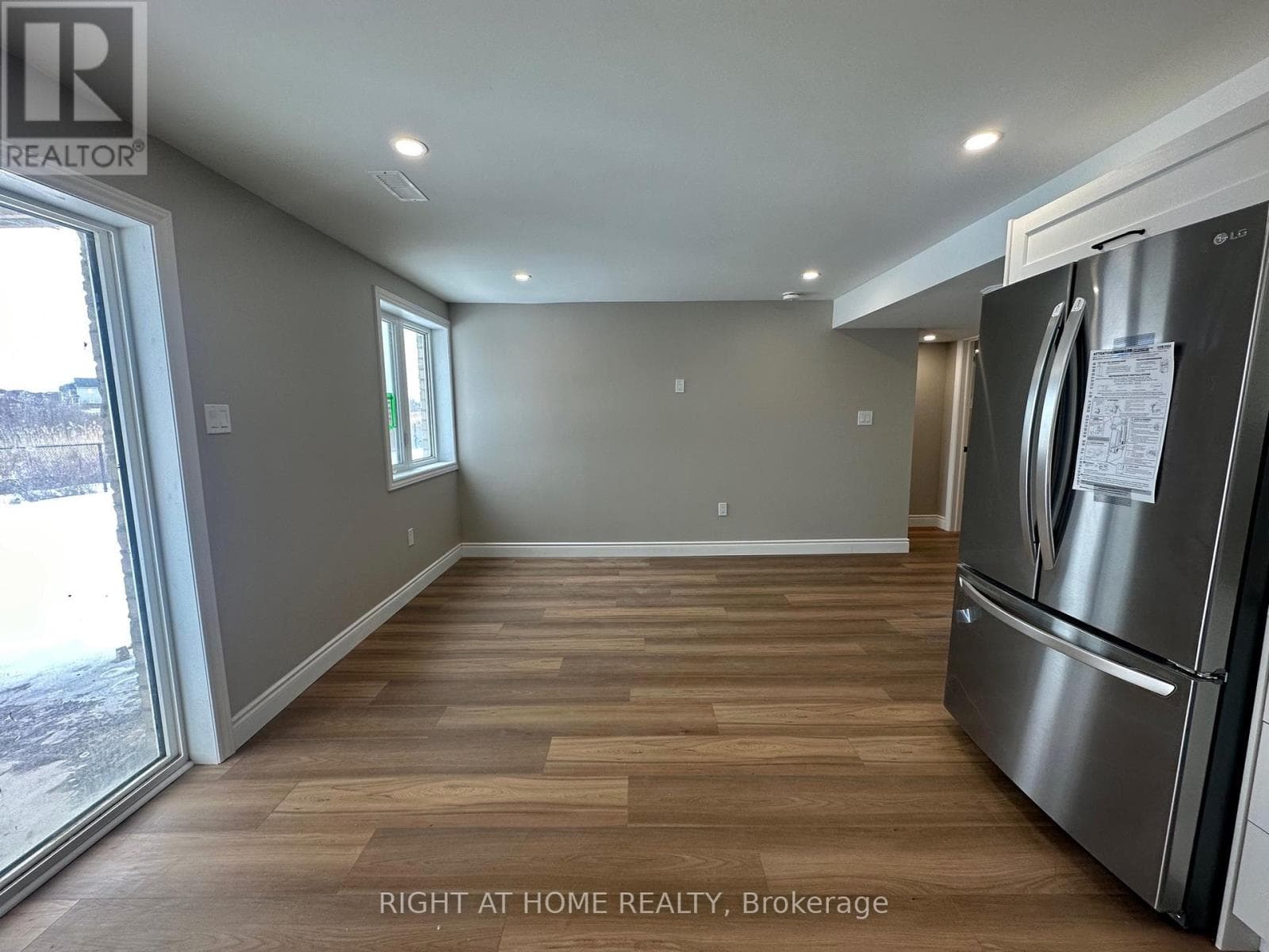 Single Family at Lower- 47 Anderson Road, Brant (Brantford Twp), Ontario - Photo 5 - RE/MAX Garden City Realty