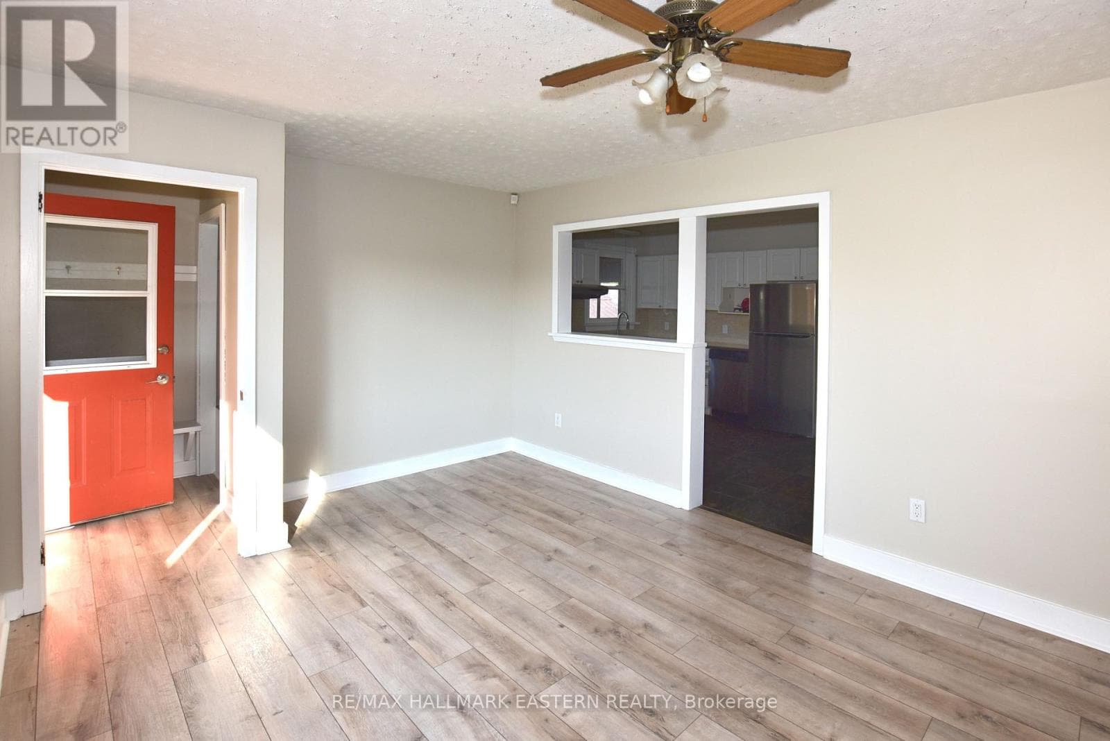 Single Family at 289 Bennet Street, Peterborough (Northcrest Ward 5), Ontario - Photo 7 - RE/MAX Garden City Realty