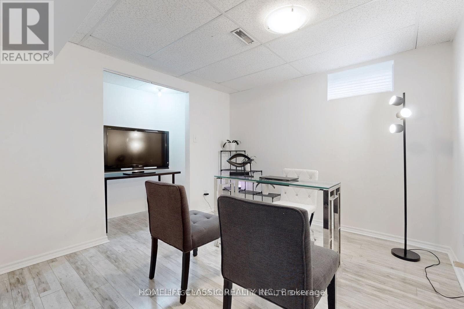 Single Family at 267 Savage Road, Newmarket (Armitage), Ontario - Photo 9 - RE/MAX Garden City Realty