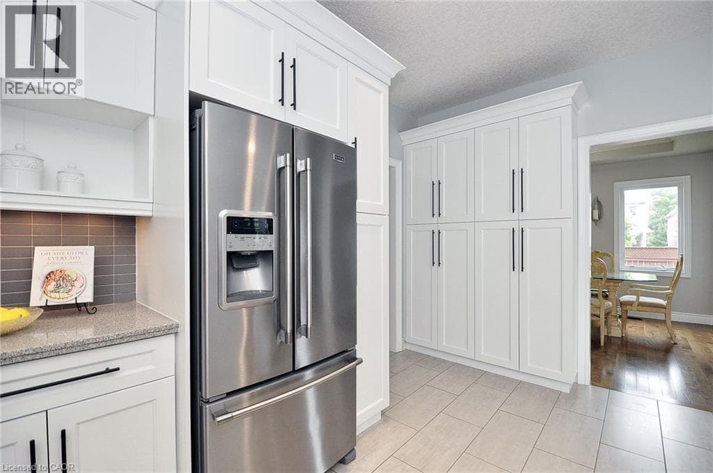 Single Family at 3 LOCKWOOD Street, Cambridge, Ontario - Photo 10 - RE/MAX Garden City Realty