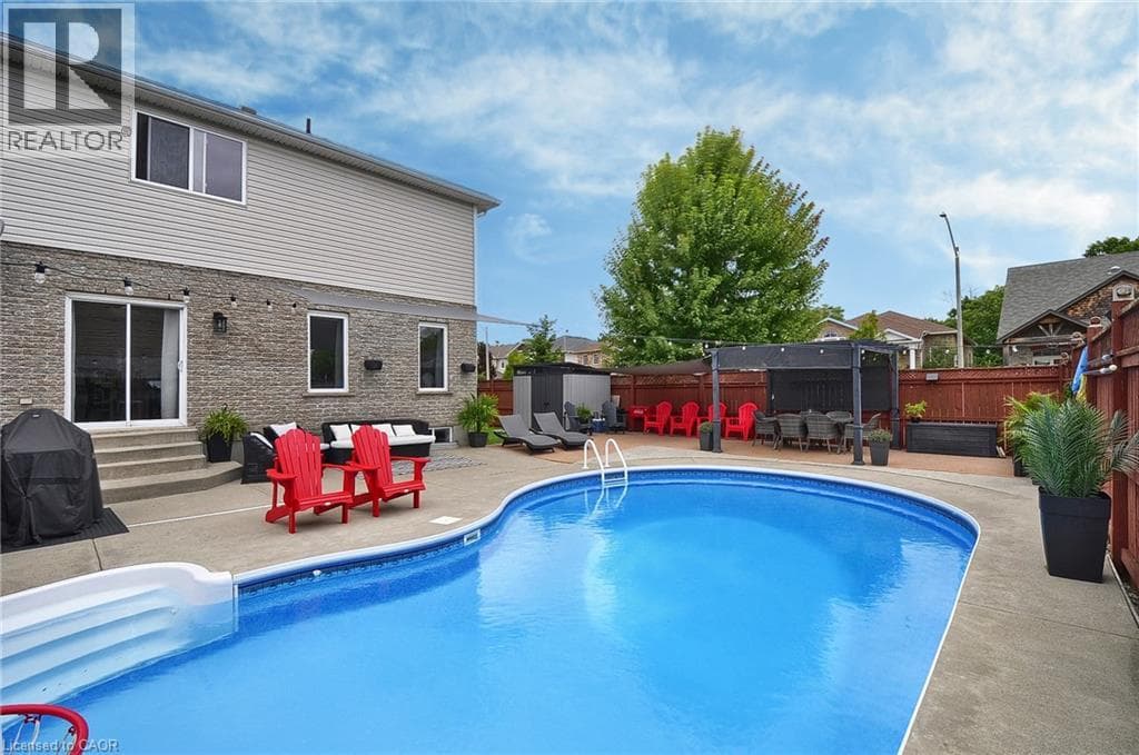Single Family at 3 LOCKWOOD Street, Cambridge, Ontario - Photo 3 - RE/MAX Garden City Realty