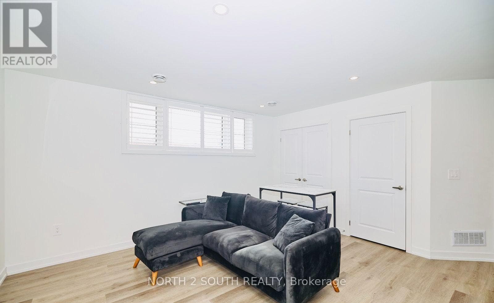 Single Family at 108- 6591 Montrose Road, Niagara Falls (West Wood), Ontario - Photo 4 - RE/MAX Garden City Realty