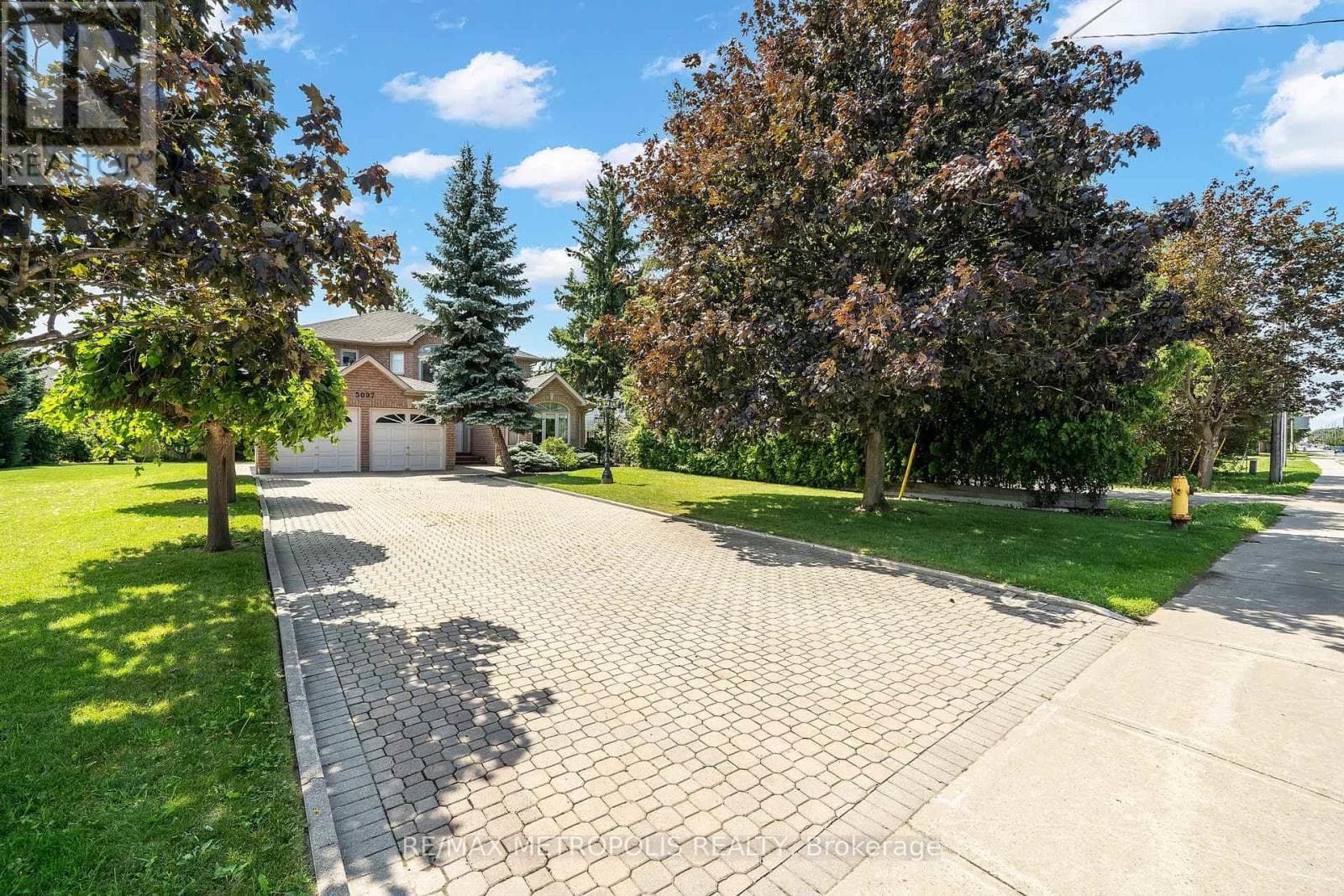 Single Family at 5097 14th Avenue, Markham (Milliken Mills East), Ontario - Photo 3 - RE/MAX Garden City Realty