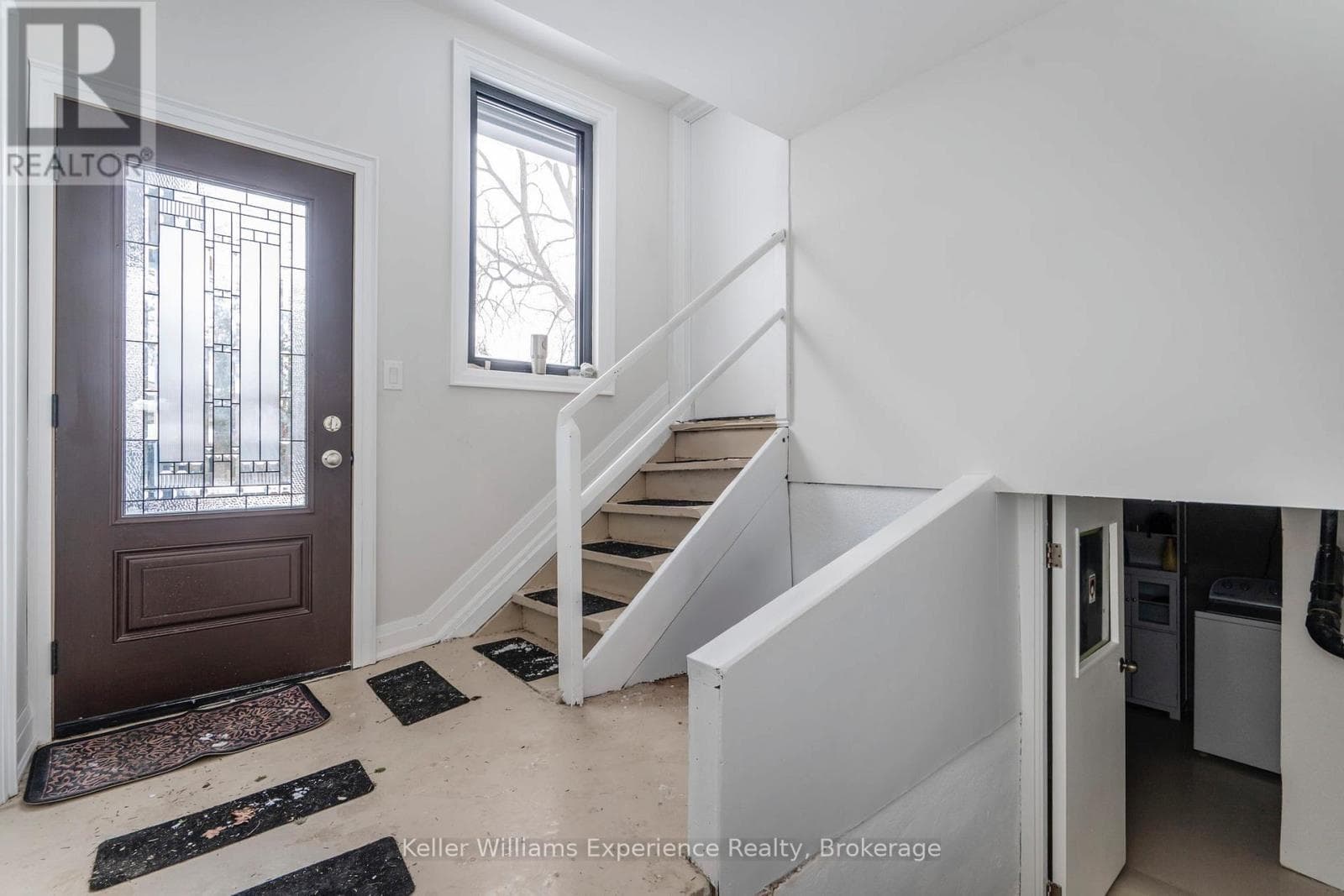Single Family at 65 Drury Lane, Barrie (Wellington), Ontario - Photo 4 - RE/MAX Garden City Realty