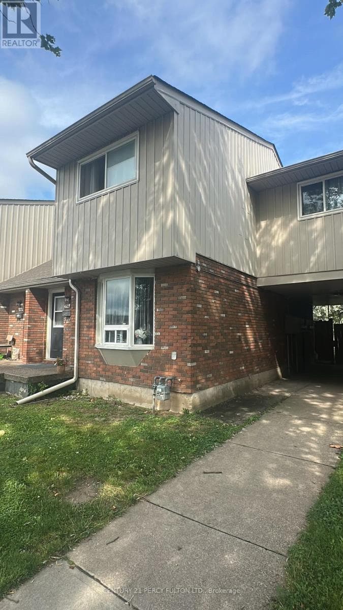 156- 100 Brownleigh Avenue