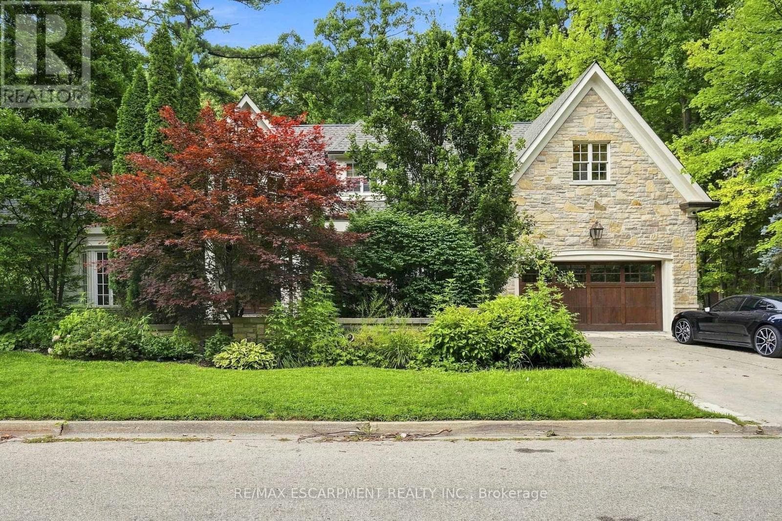 2025 Heartwood Court