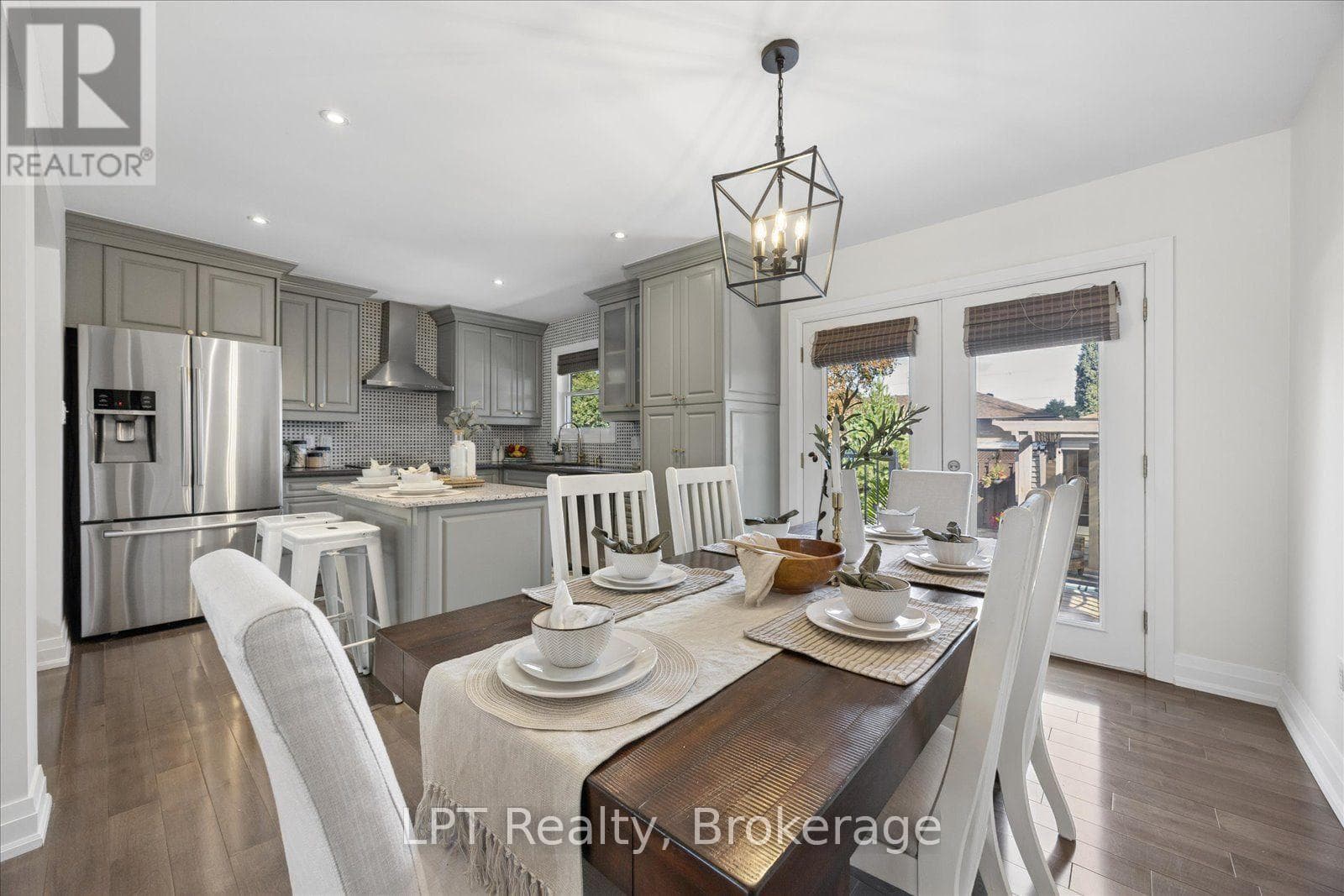 Single Family at 406 Glenmar Avenue, Oshawa (Northglen), Ontario - Photo 10 - RE/MAX Garden City Realty