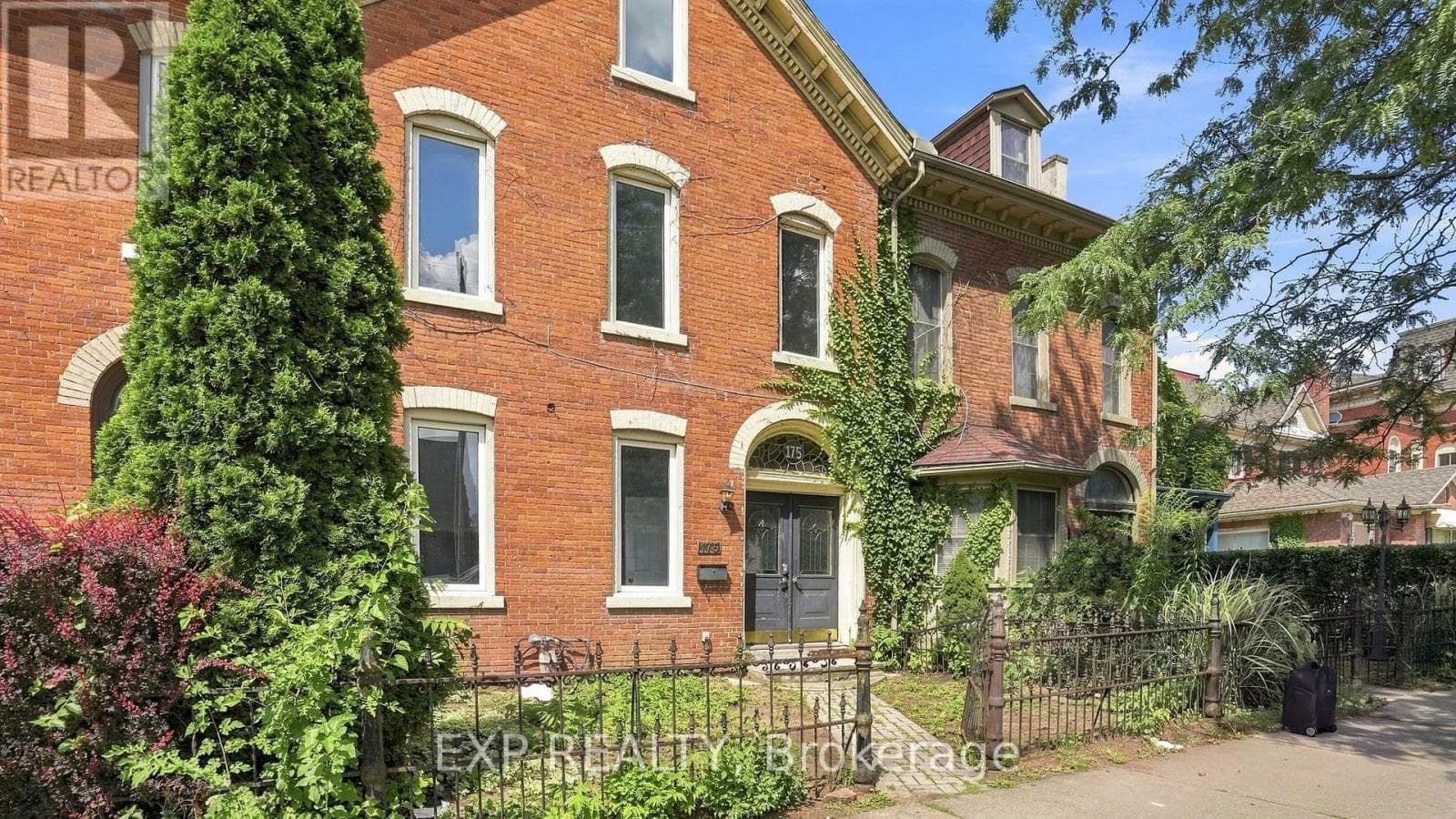 Single Family at 175 King Street, St. Catharines (Downtown), Ontario - Photo 2 - RE/MAX Garden City Realty