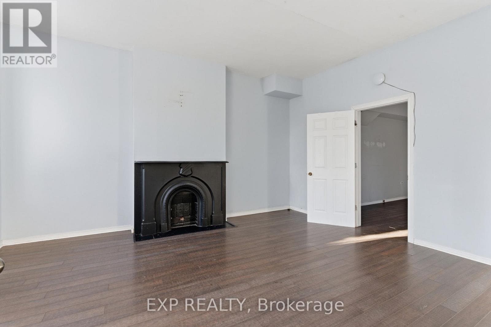 Single Family at 175 King Street, St. Catharines (Downtown), Ontario - Photo 6 - RE/MAX Garden City Realty