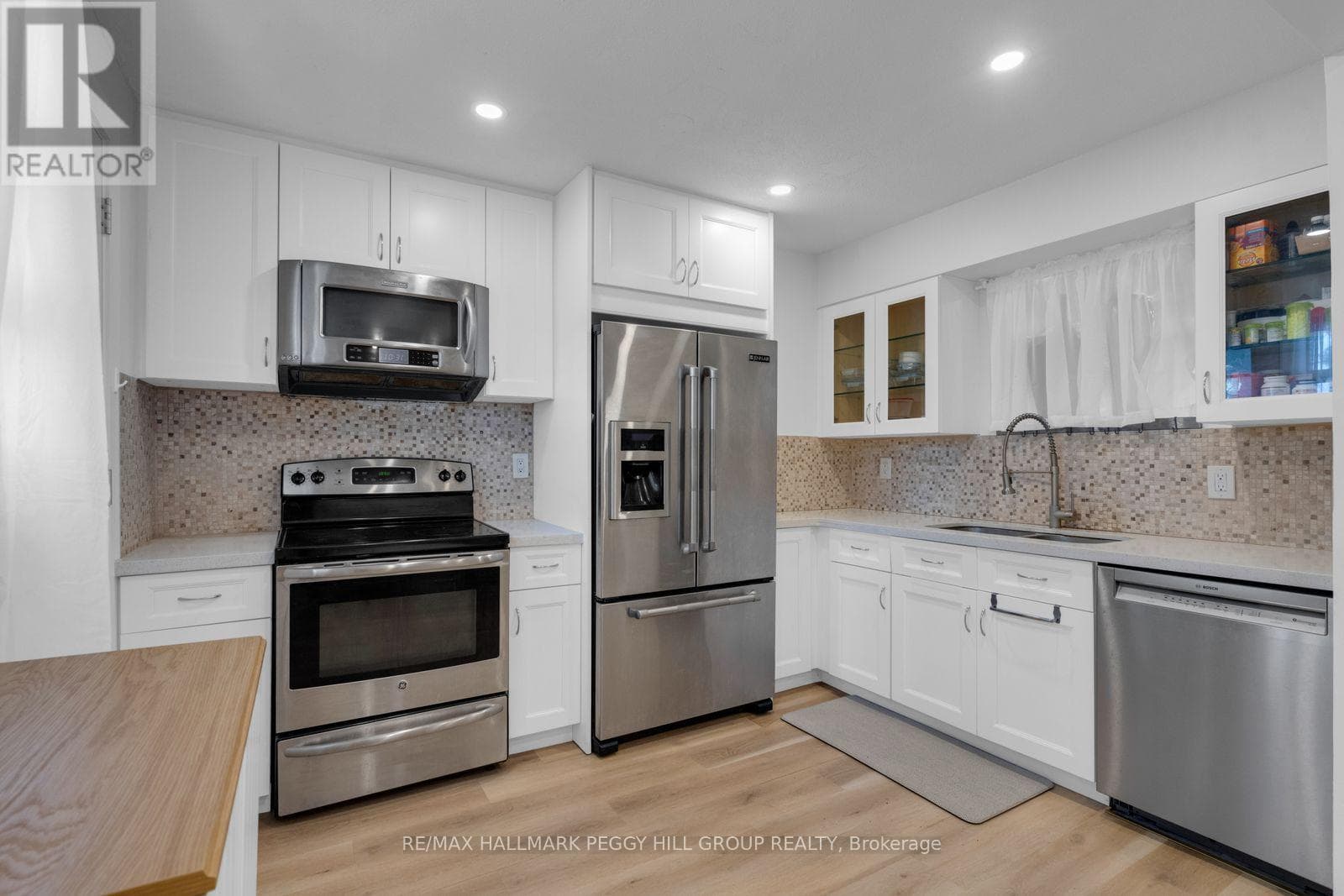 Single Family at B1- 63 Ferris Lane, Barrie (Cundles East), Ontario - Photo 2 - RE/MAX Garden City Realty