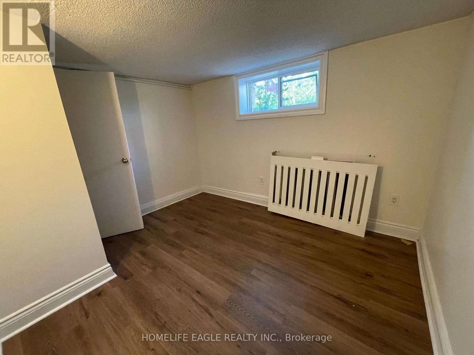 Single Family at 1277 Broadview Avenue, Toronto (Broadview North), Ontario - Photo 7 - RE/MAX Garden City Realty