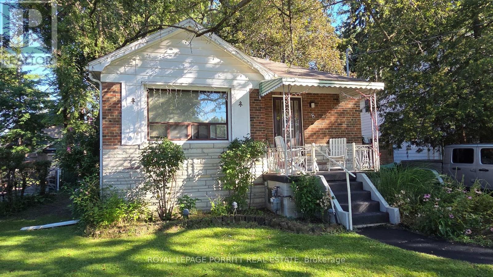 Lower- 8 Meaford Avenue