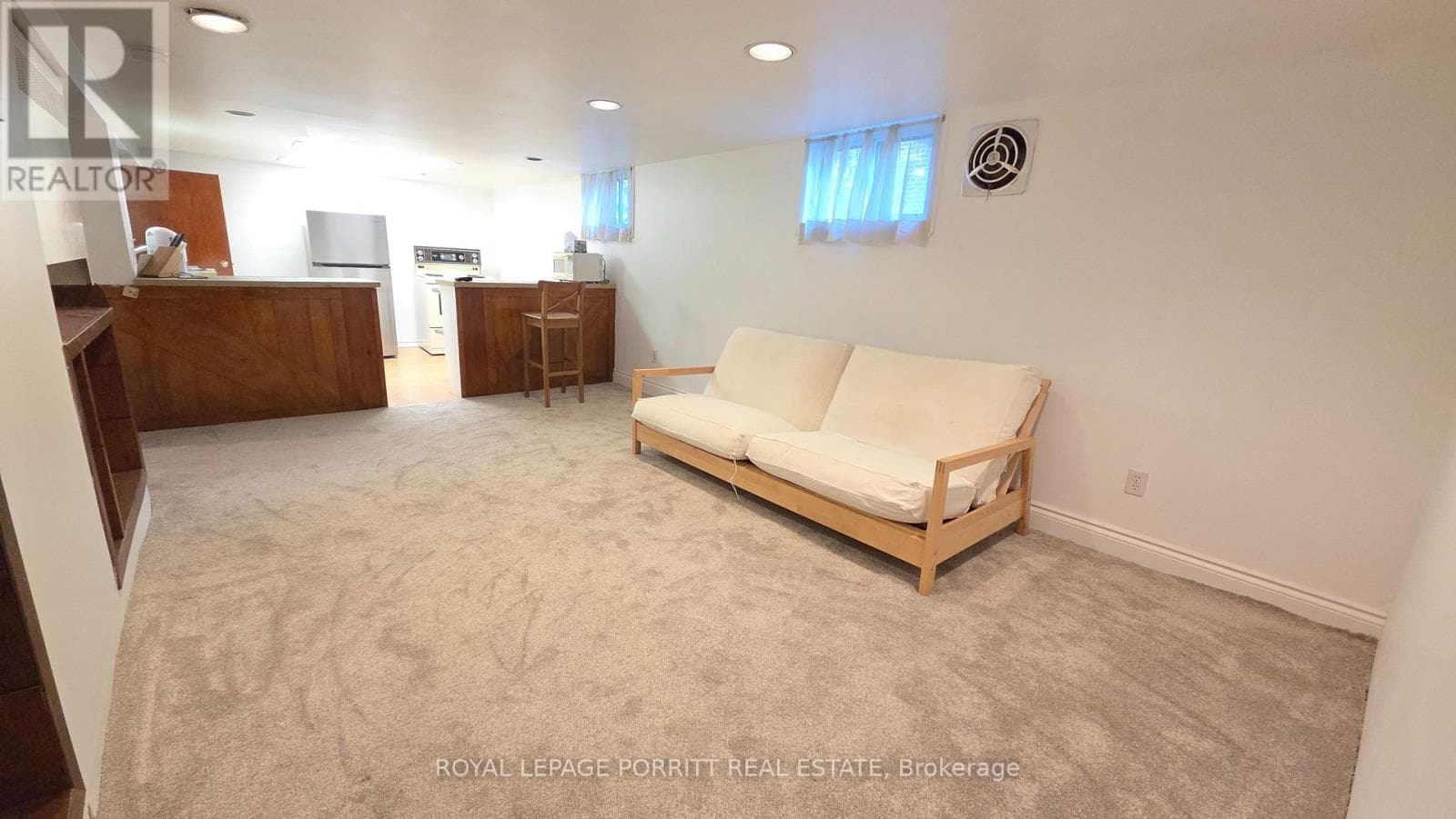 Single Family at Lower- 8 Meaford Avenue, Toronto (Long Branch), Ontario - Photo 4 - RE/MAX Garden City Realty