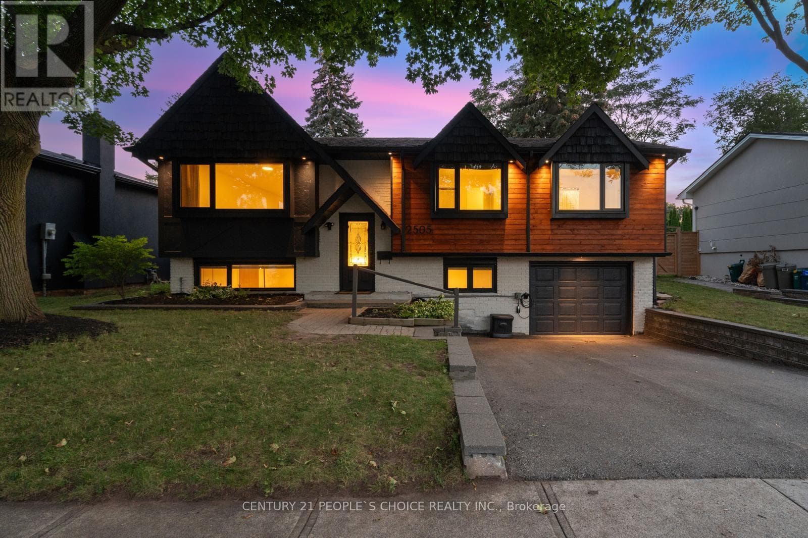 2505 Yarmouth Crescent