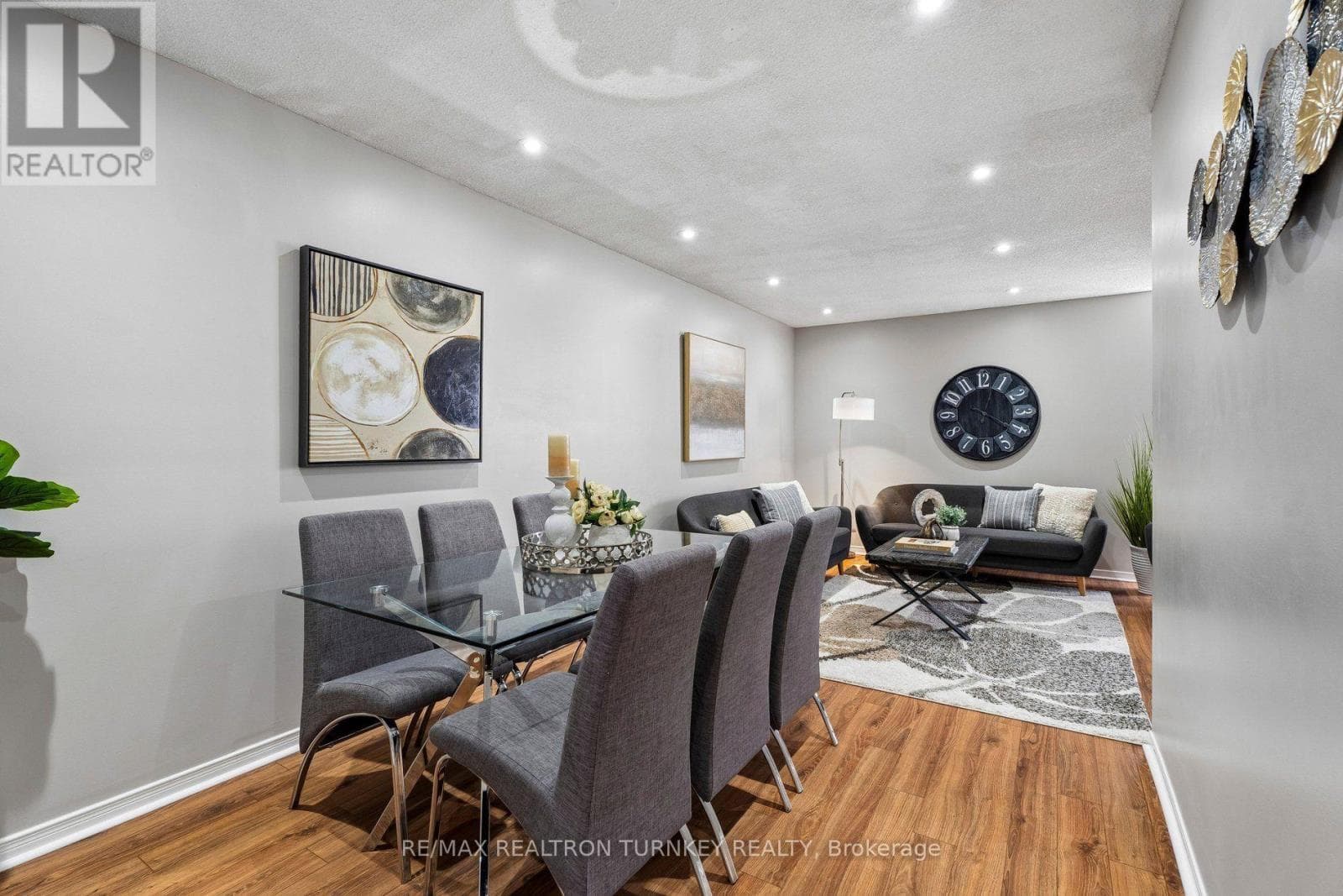 Single Family at 805 Playter Crescent, Newmarket (Armitage), Ontario - Photo 10 - RE/MAX Garden City Realty