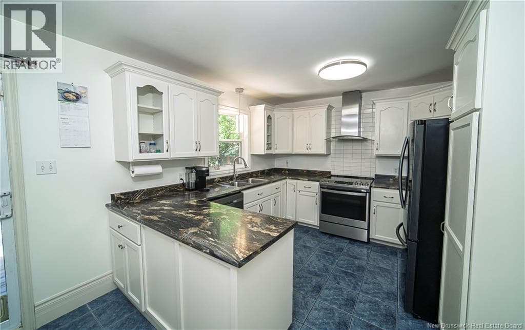 Single Family at , Lincoln, New Brunswick - Photo 2 - RE/MAX Garden City Realty