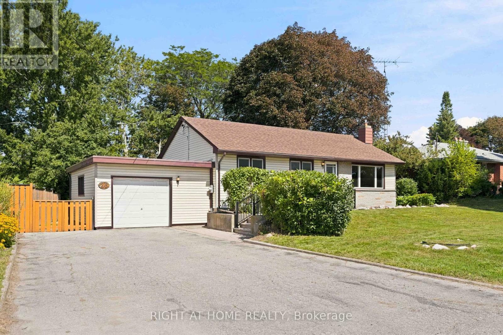 26 Phair Avenue
