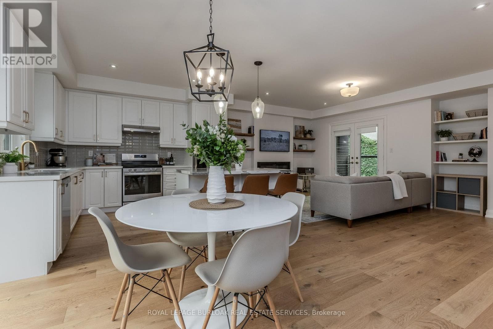 Single Family at 3- 2071 Ghent Avenue, Burlington (Brant), Ontario - Photo 6 - RE/MAX Garden City Realty