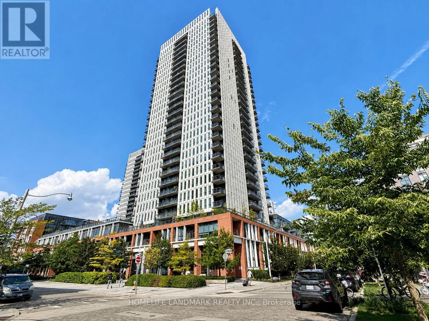 1411- 55 Regent Park Boulevard
