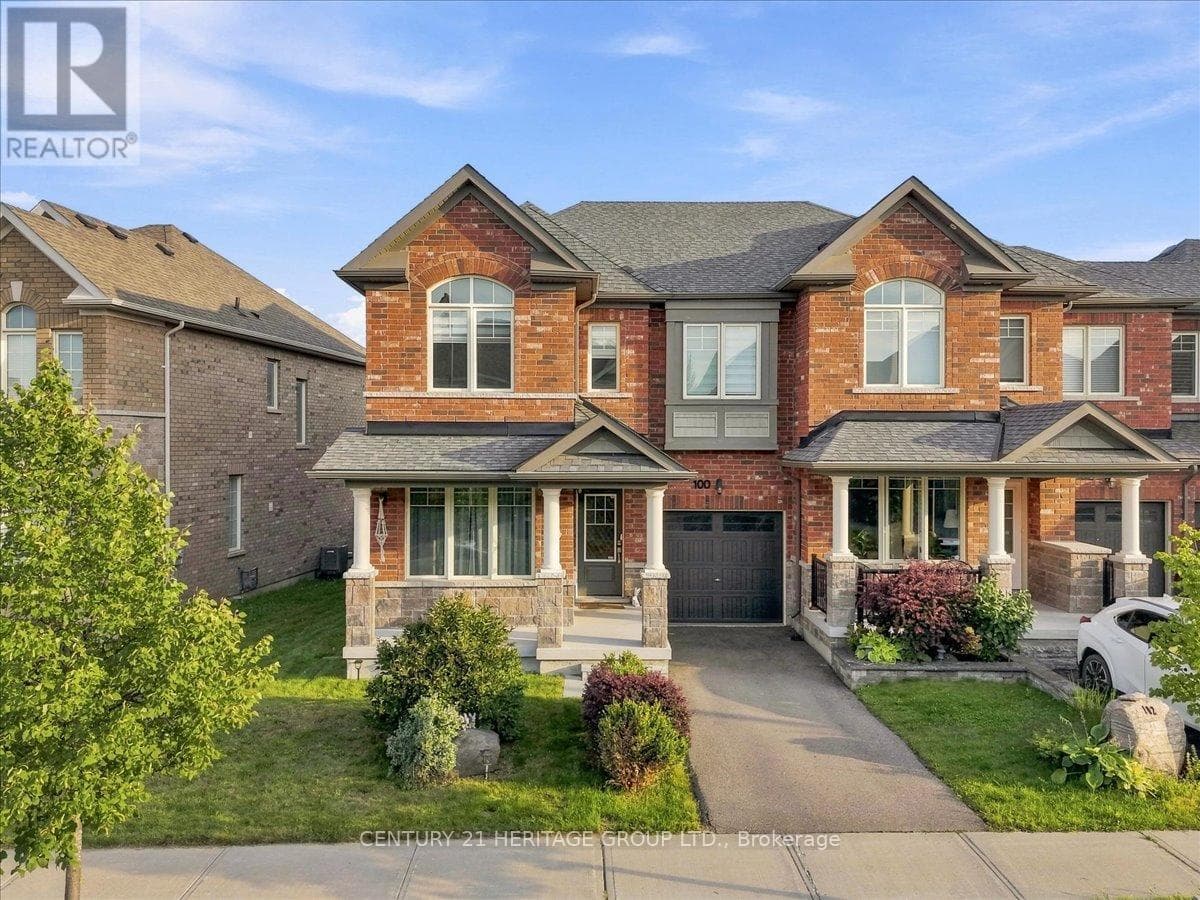 100 Mondial Crescent