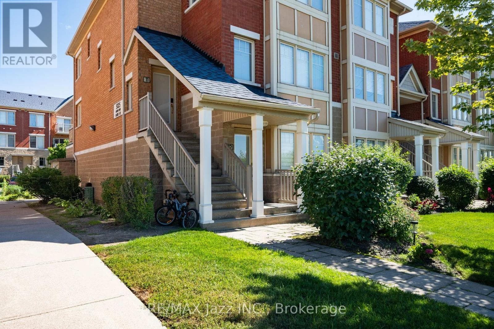 Single Family at 12- 5025 Ninth Line, Mississauga (Churchill Meadows), Ontario - Photo 2 - RE/MAX Garden City Realty