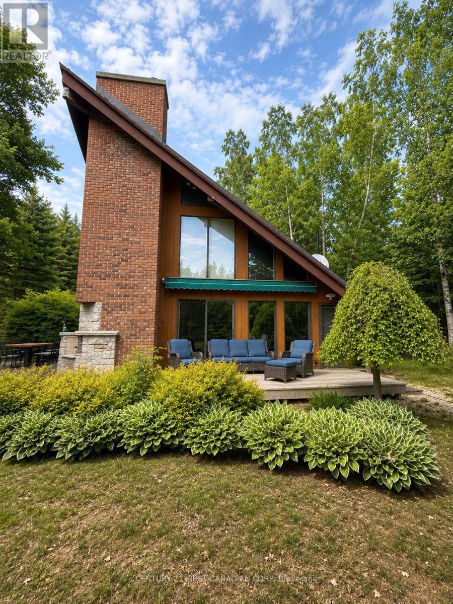 463 Eckford Avenue