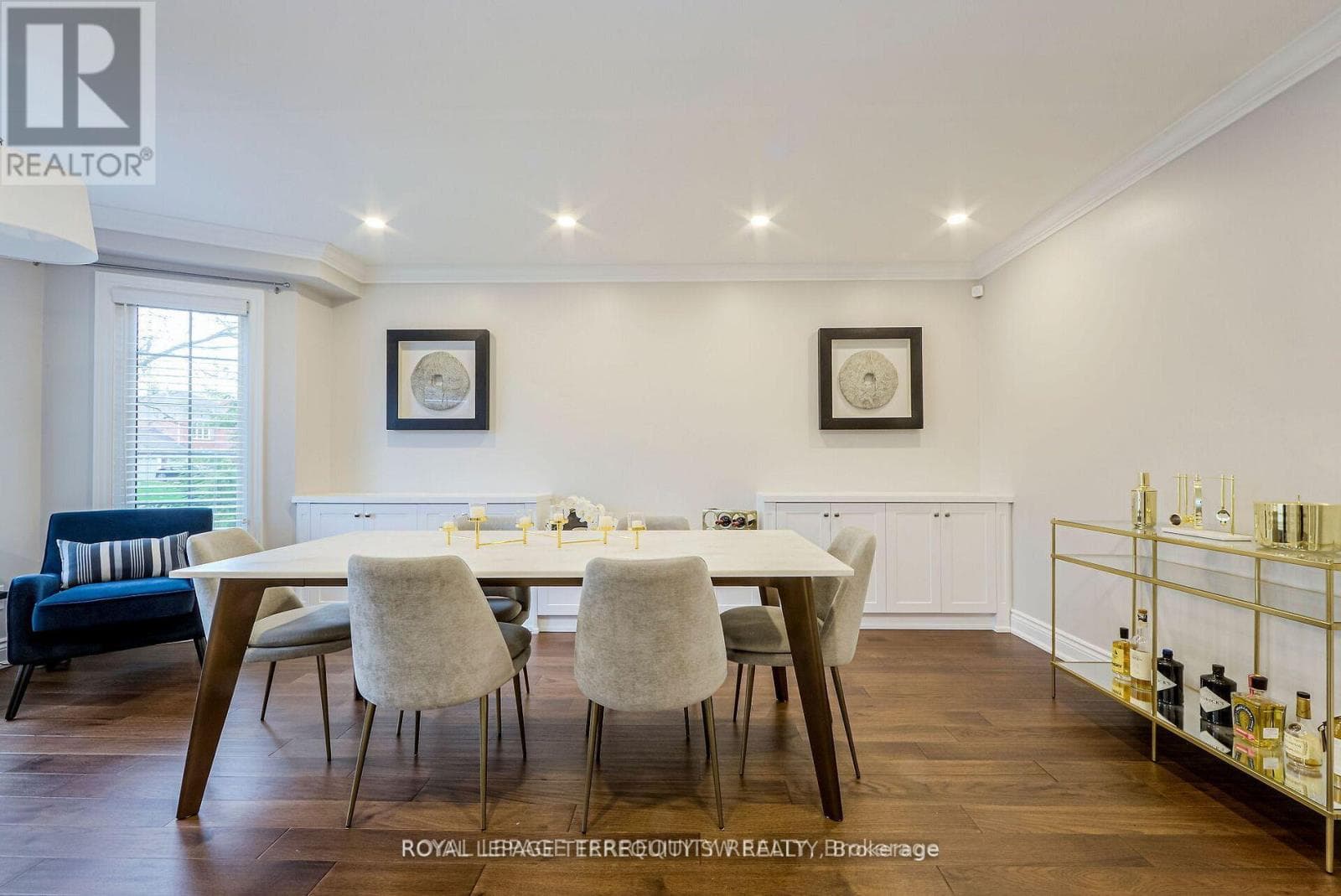 Single Family at 2025 Parklane Crescent, Burlington (Rose), Ontario - Photo 3 - RE/MAX Garden City Realty