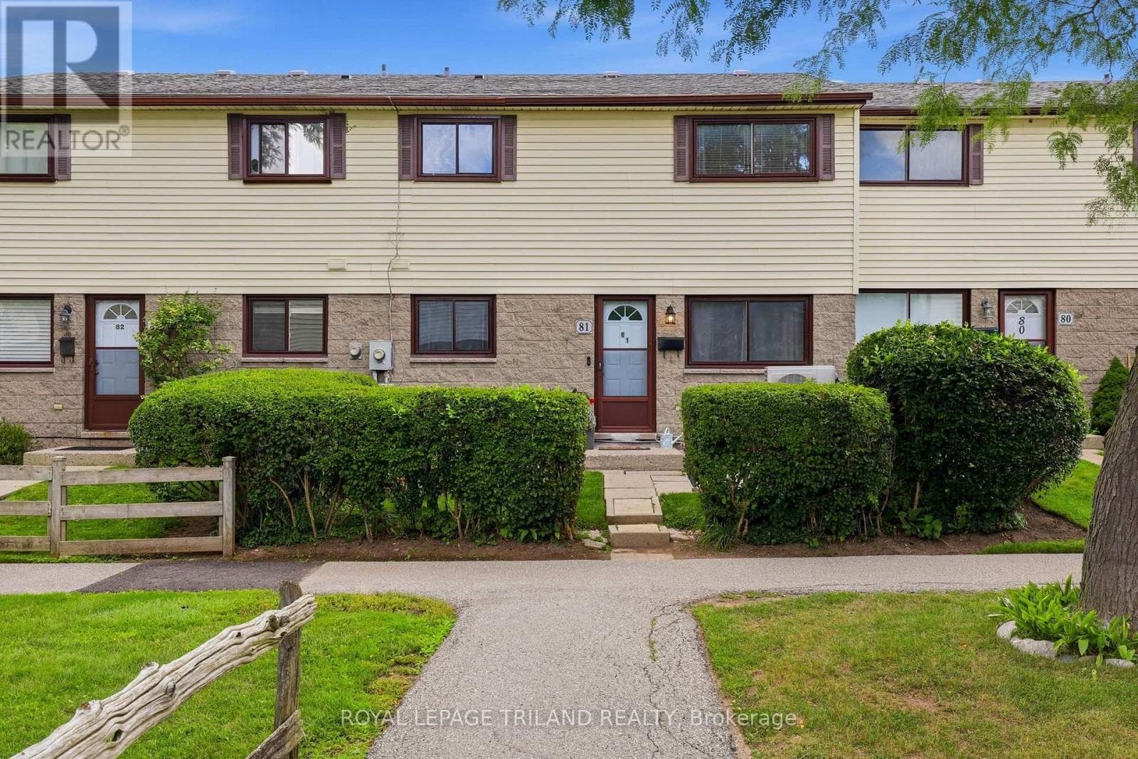 81- 825 DUNDALK Drive