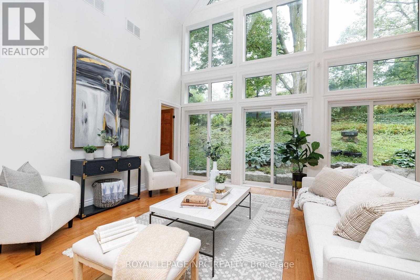 Single Family at 50 Tremont Drive, St. Catharines (Glendale/Glenridge), Ontario - Photo 6 - RE/MAX Garden City Realty