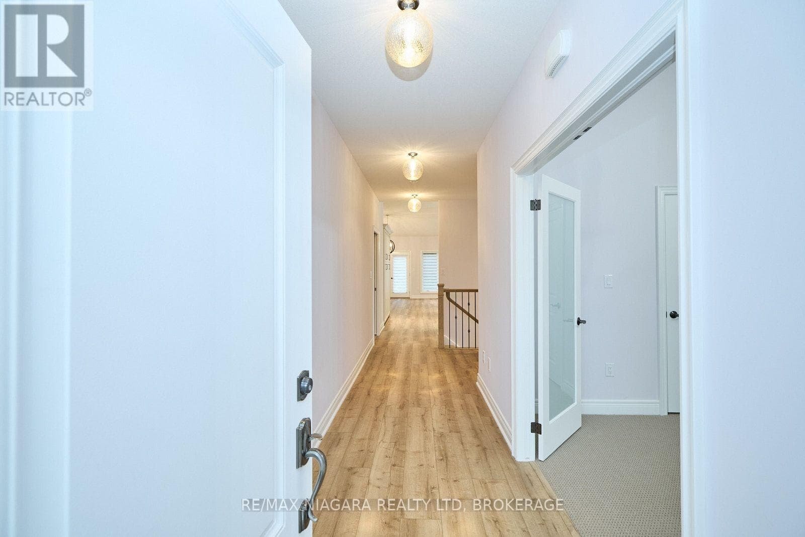 Single Family at 3554 Whispering Woods Trail, Fort Erie (Ridgeway), Ontario - Photo 2 - RE/MAX Garden City Realty